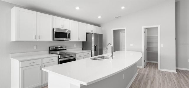 35424 COVENTRY FIELDS LOOP, Zephyrhills, FL 33541