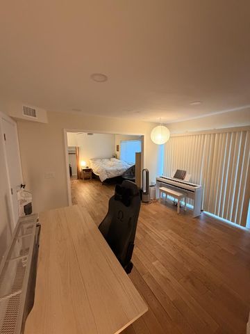 11651 Poplar Street, Loma Linda, CA 92354