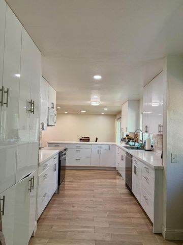 11651 Poplar Street, Loma Linda, CA 92354