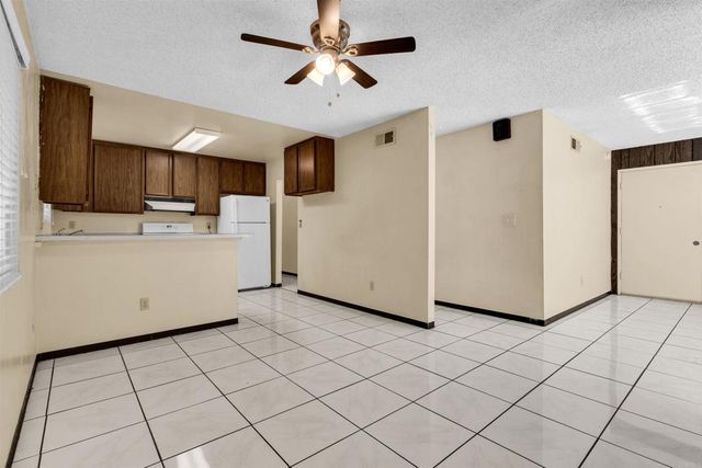 1938 Avenida De La Cruz, San Ysidro, CA 92173