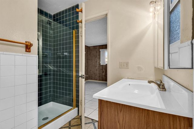 1938 Avenida De La Cruz, San Ysidro, CA 92173