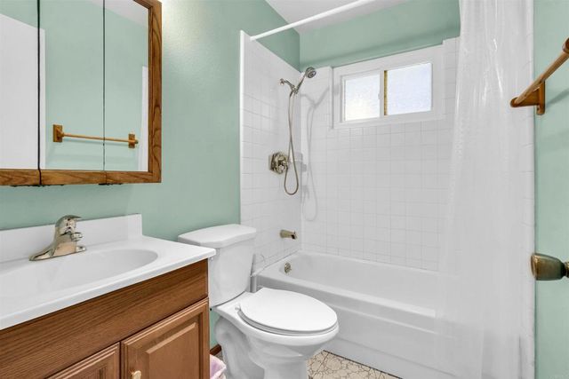 1938 Avenida De La Cruz, San Ysidro, CA 92173