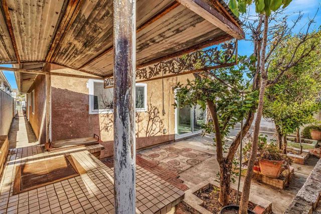 1938 Avenida De La Cruz, San Ysidro, CA 92173