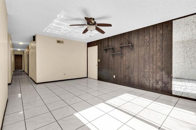 1938 Avenida De La Cruz, San Ysidro, CA 92173