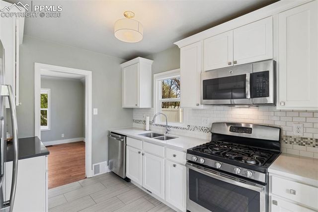 1023 E San Miguel Street, Colorado Springs, CO 80903