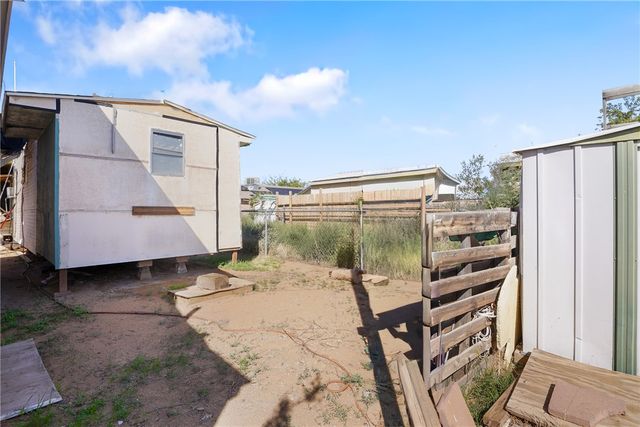 3199 E Potter Avenue, Kingman, AZ 86409