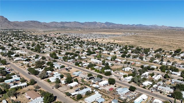3199 E Potter Avenue, Kingman, AZ 86409