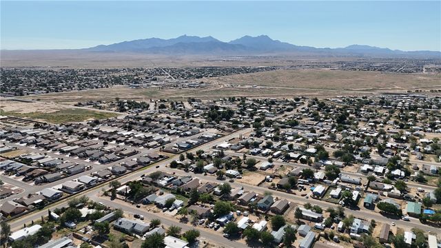 3199 E Potter Avenue, Kingman, AZ 86409