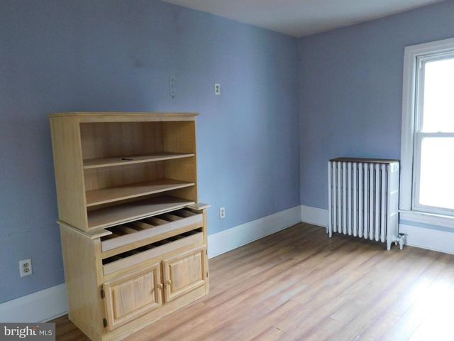 100 N FIFTH ST, Mifflintown, PA 17059