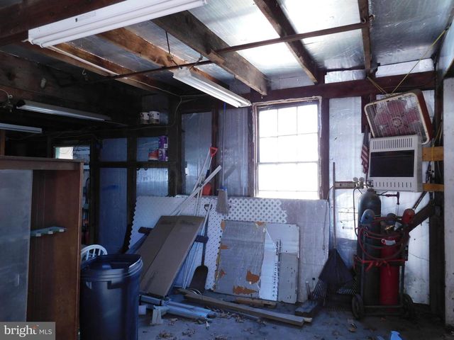 100 N FIFTH ST, Mifflintown, PA 17059