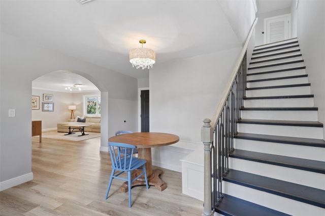 649 NW 30th Street, Wilton Manors, FL 33311