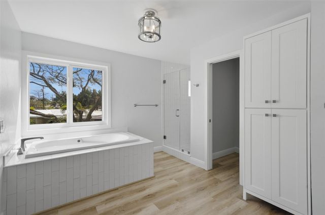 649 NW 30th Street, Wilton Manors, FL 33311