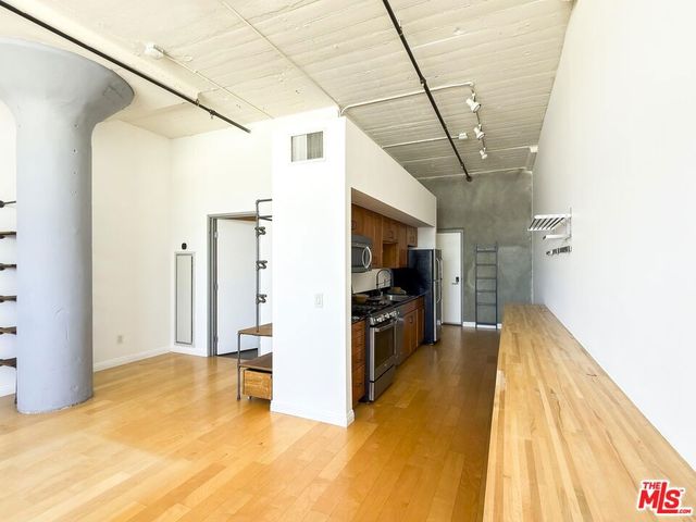420 S San Pedro Street 405, Los Angeles, CA 90013