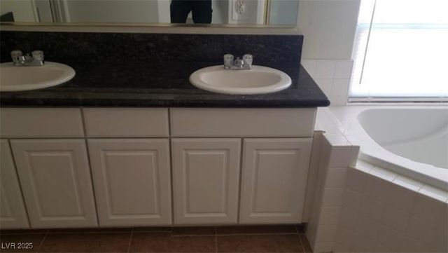 452 Crocus Hill Street, Las Vegas, NV 89138