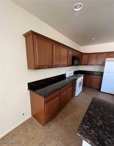 452 Crocus Hill Street, Las Vegas, NV 89138