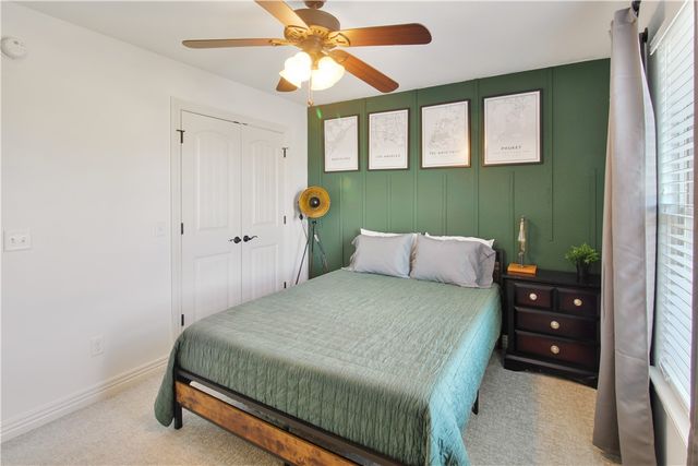 958 Stone Street, Cave Springs, AR 72718