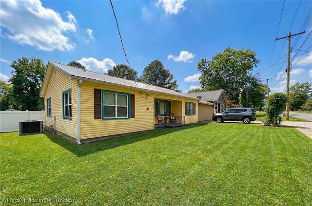 406 E Rosedale Street, Paris, AR 72855