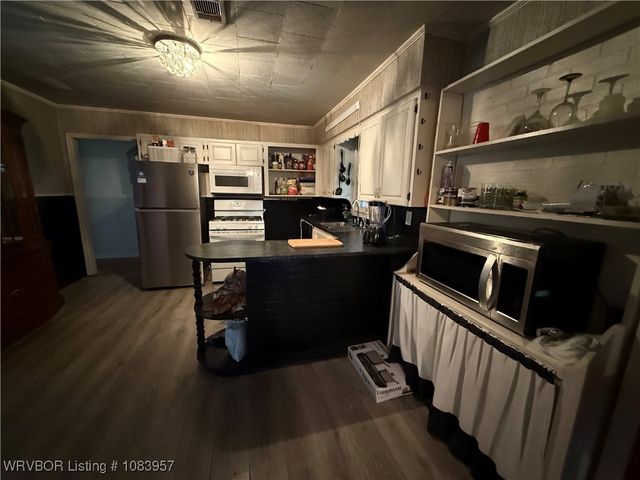 406 E Rosedale Street, Paris, AR 72855