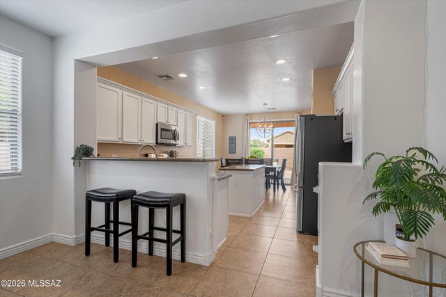 10440 S Painted Mare Drive, Vail, AZ 85641