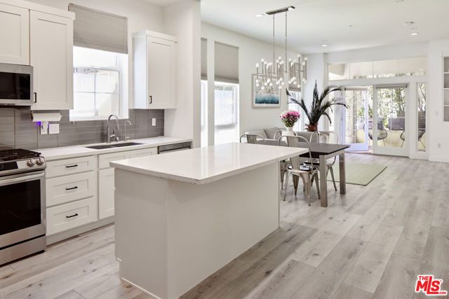 13020 Pacific Promenade 102, Los Angeles, CA 90094