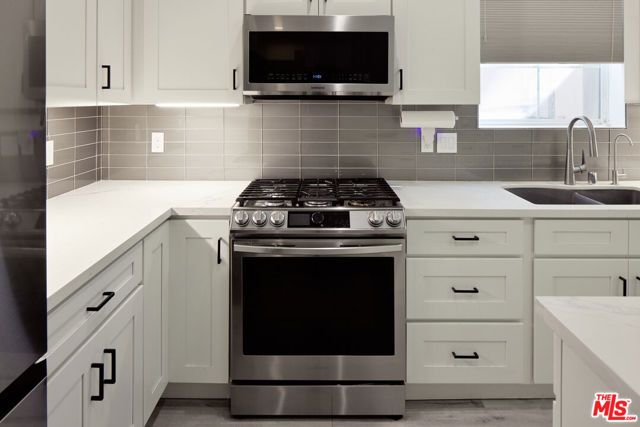 13020 Pacific Promenade 102, Los Angeles, CA 90094