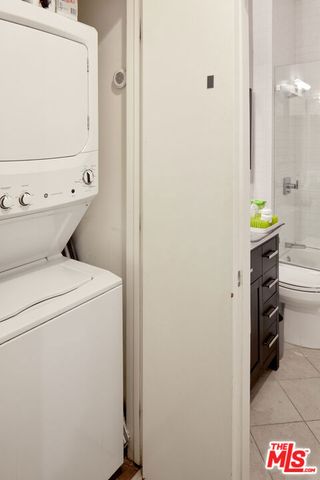13020 Pacific Promenade 102, Los Angeles, CA 90094