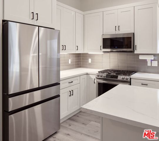 13020 Pacific Promenade 102, Los Angeles, CA 90094