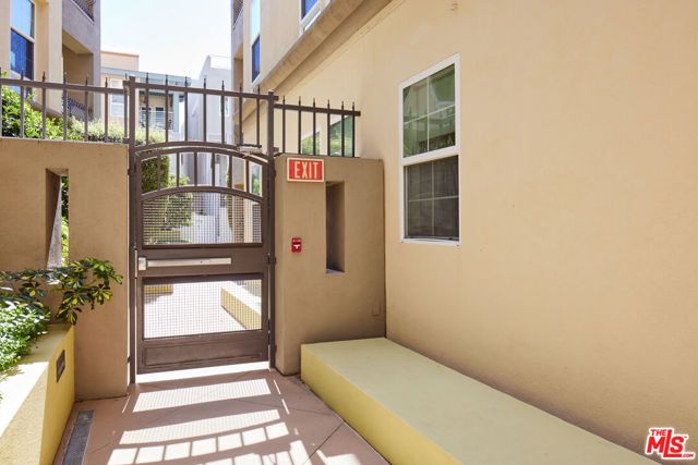 13020 Pacific Promenade 102, Los Angeles, CA 90094
