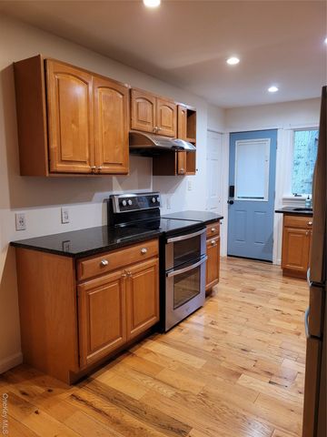 31 Apricot Road, Rocky Point, NY 11778