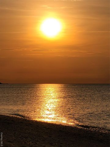 31 Apricot Road, Rocky Point, NY 11778