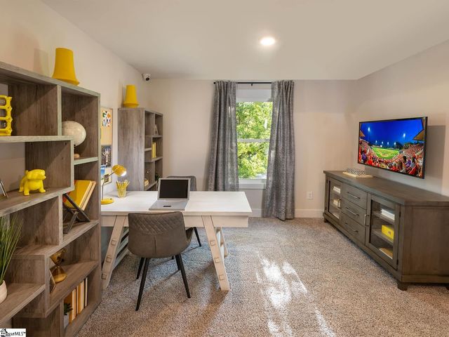 985 Penfold Pointe Pointe, Wellford, SC 29385