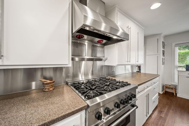 5119 E Crestwood, Little Rock, AR 72207