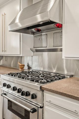 5119 E Crestwood, Little Rock, AR 72207