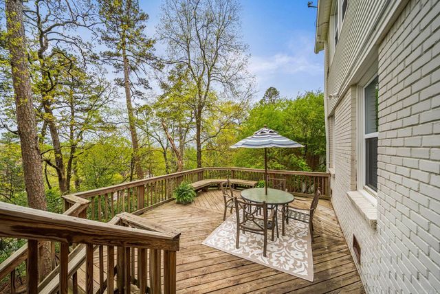 5119 E Crestwood, Little Rock, AR 72207