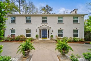 5119 E Crestwood, Little Rock, AR 72207