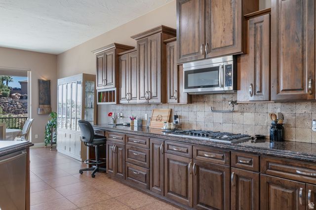 2376 E STONE CREST CIR, St. George, UT 84790