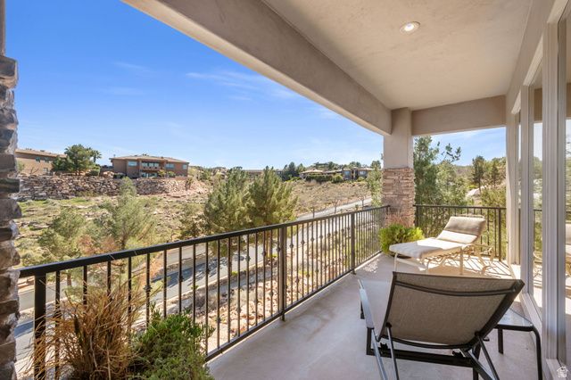 2376 E STONE CREST CIR, St. George, UT 84790