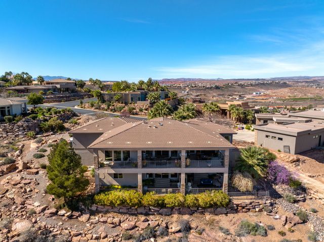 2376 E STONE CREST CIR, St. George, UT 84790