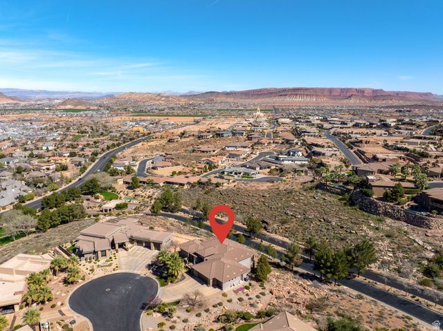 2376 E STONE CREST CIR, St. George, UT 84790