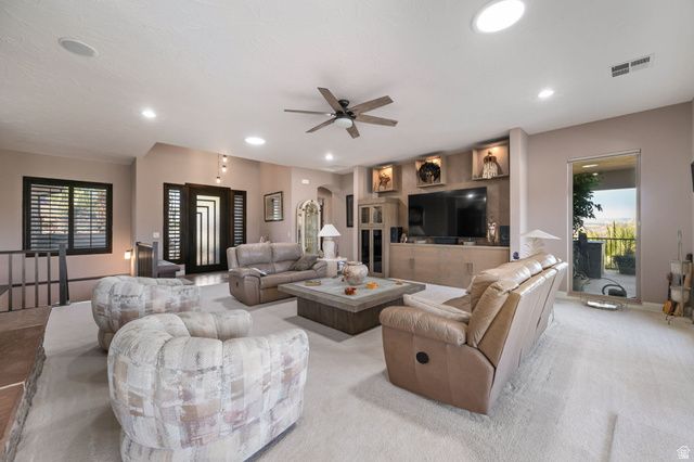 2376 E STONE CREST CIR, St. George, UT 84790