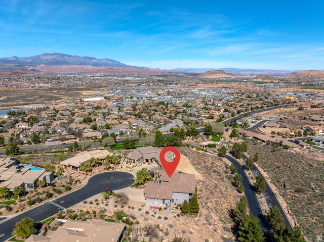 2376 E STONE CREST CIR, St. George, UT 84790