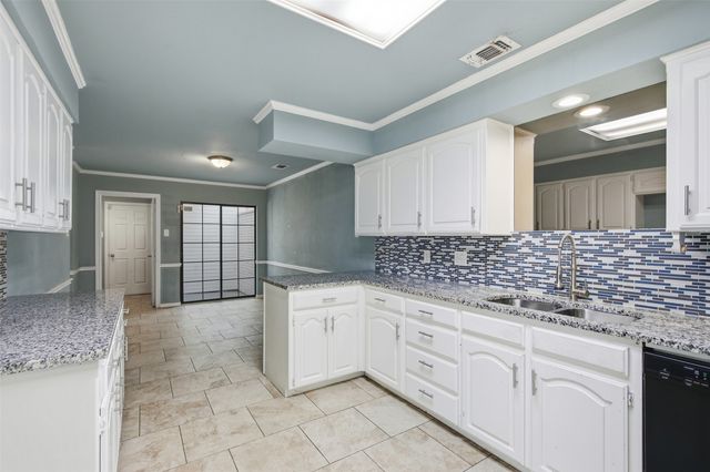 1308 Carver Lane, Irving, TX 75061