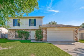 2711 Quarry Hill Road, Sugar Land, TX 77478
