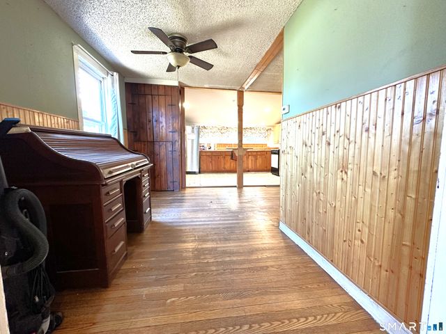 61 Clark Avenue, North Haven, CT 06473
