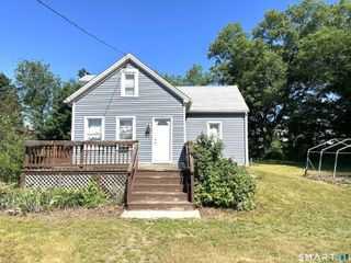 61 Clark Avenue, North Haven, CT 06473