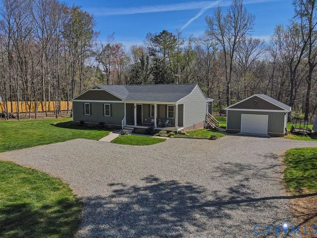 2765 Three Bridge Rd, Powhatan, VA 23139