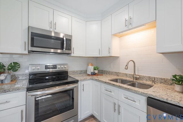 2765 Three Bridge Rd, Powhatan, VA 23139