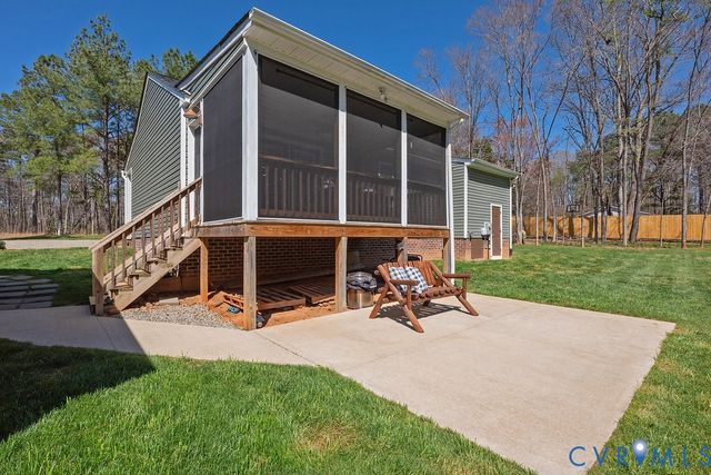 2765 Three Bridge Rd, Powhatan, VA 23139