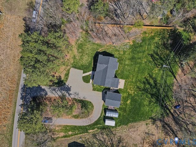 2765 Three Bridge Rd, Powhatan, VA 23139