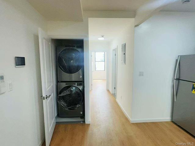 30-87 Steinway Street 4FL, Astoria, NY 11103